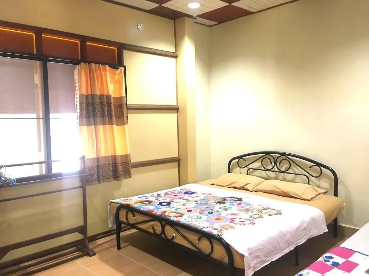 Metta Lodge Balik Pulau 0*,
