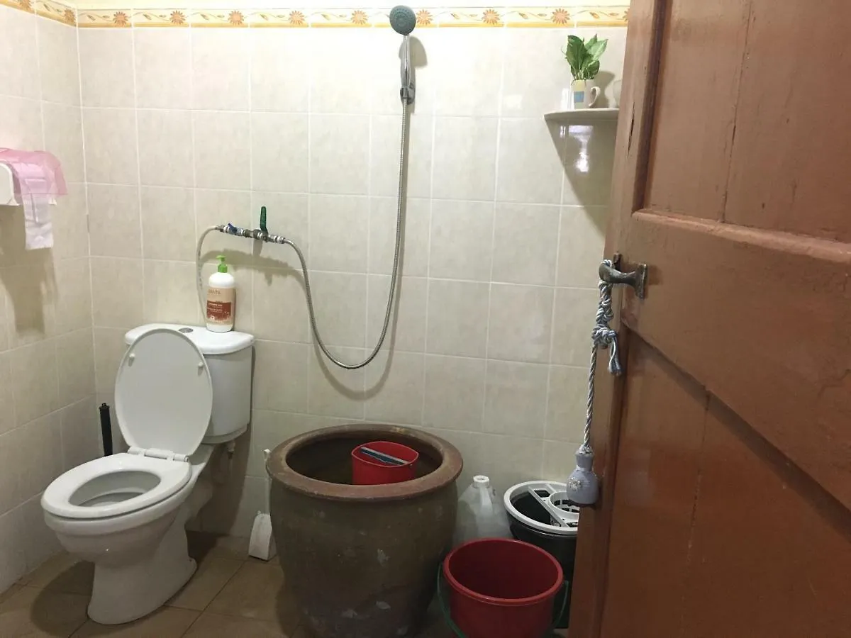 Metta Lodge Balik Pulau Kır Evi